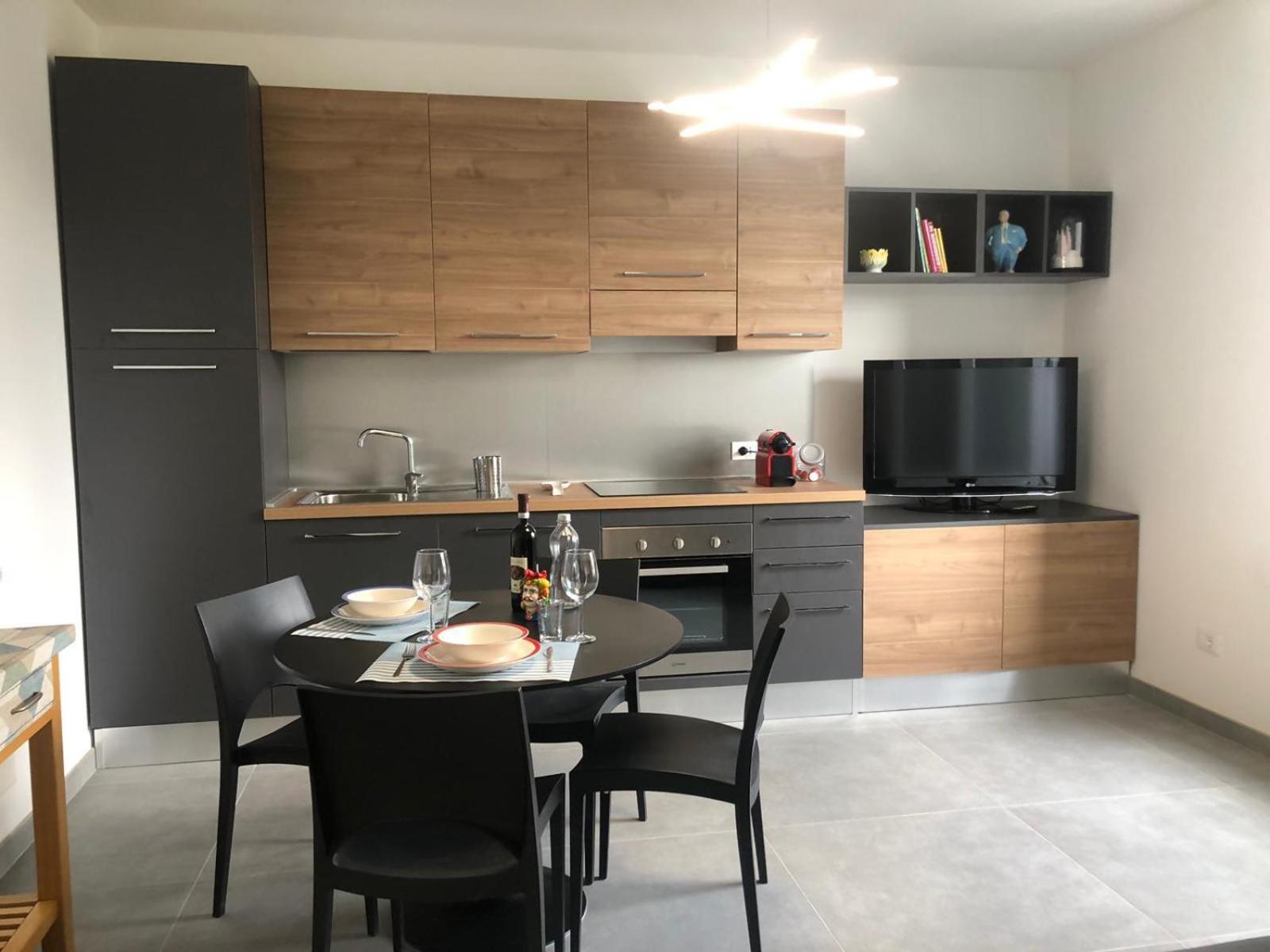 L' Appartamento Del Borgo - Parcheggio Riservato Pavia Exterior foto